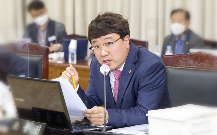 조용진 도의원, 경북교육 종단연구 부재 강력히 질타 