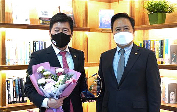 구자근 국회의원, 국회 도서관 이용 최우수상 수상
